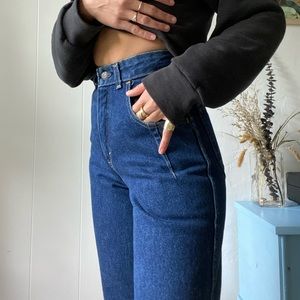 Vtg 80’s Levi’s blue denim high rise size 23 waist